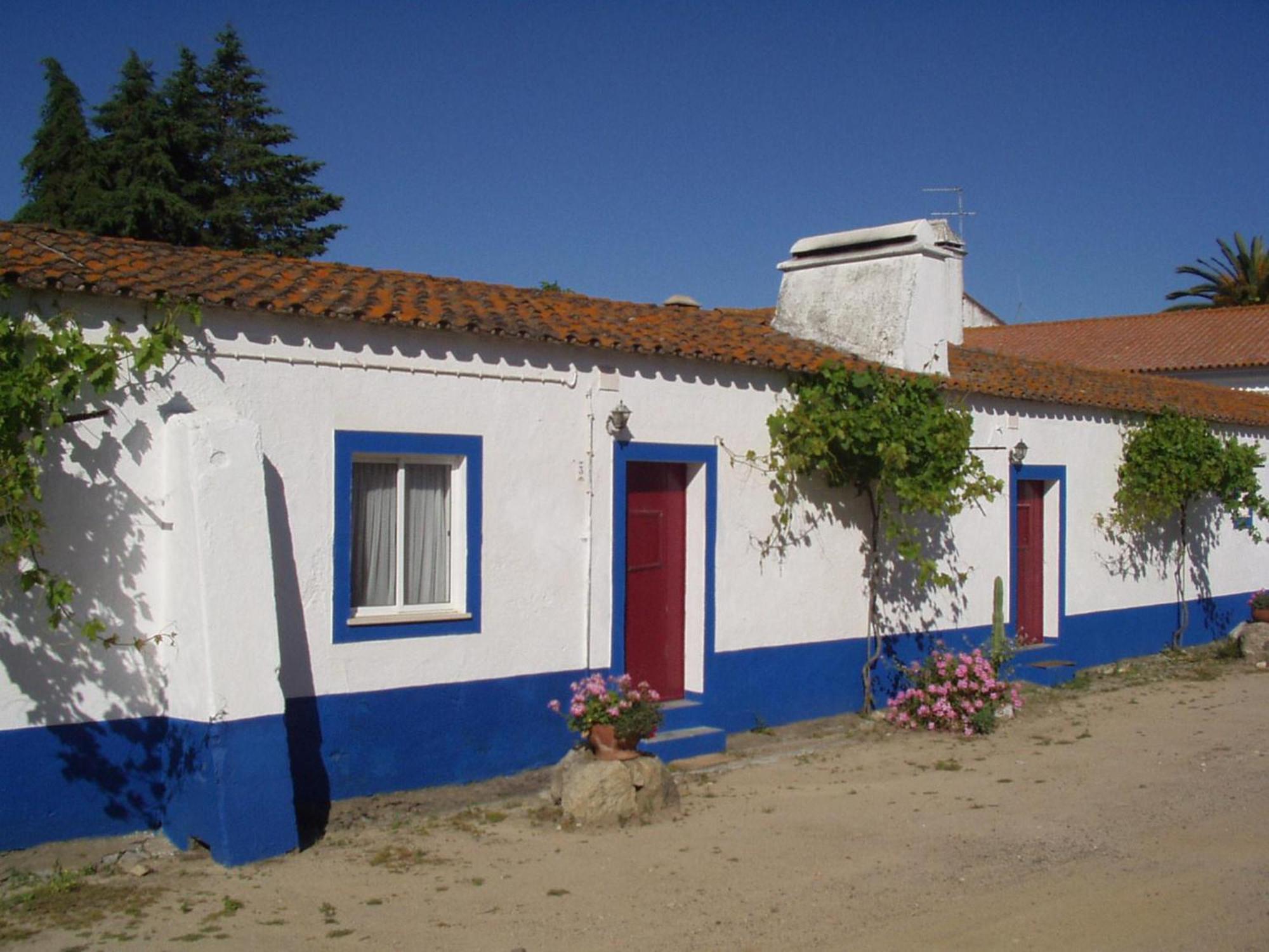 Monte Da Serralheira Agro Turismo Evora Bagian luar foto